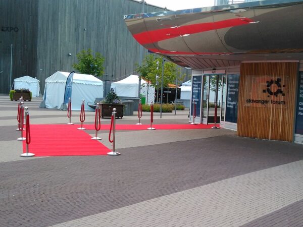 Rød løper - Malerbua utleie AS